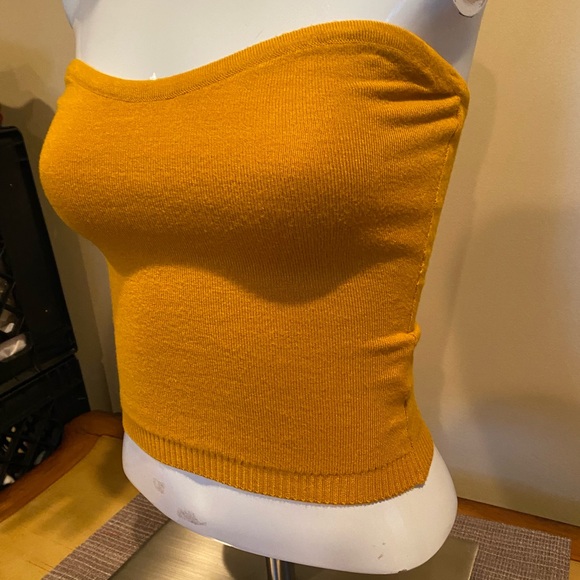 Express Ladies Gold Sweater Strapless Top NWT - Picture 3 of 9